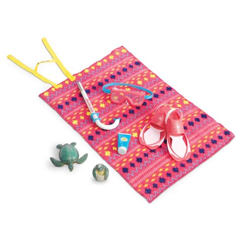 File:LeaBeachAccessories.jpg