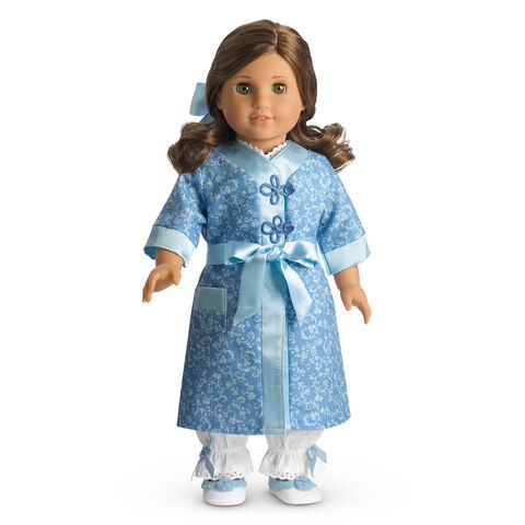File:RebeccaRobeSlippers.jpg