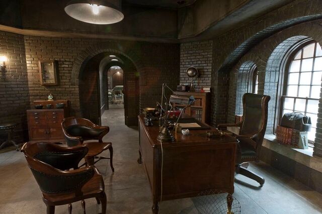 File:Drardensoffice1.jpg