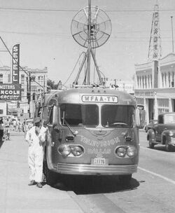 DuMont Telecruiser B-101