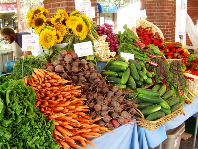 File:Foodmarket.jpg