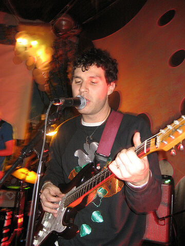 File:Avey Tare.jpg