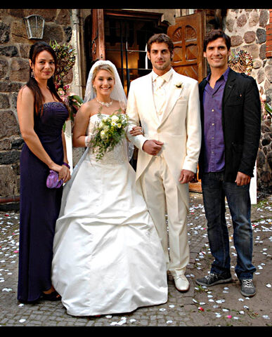 Datei:Anna-und-die-liebe-hochzeit.jpg