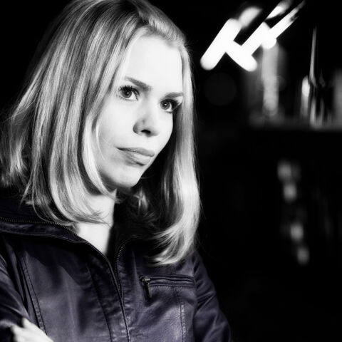 File:Rose-tyler-billie-piper-19.jpg