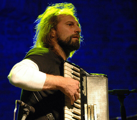 Archivo:Chango spasiuk Warszawa7mar2009.jpg