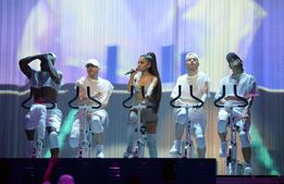 Ariana-grande-at-dangerous-woman-tour-in-phoenix 4