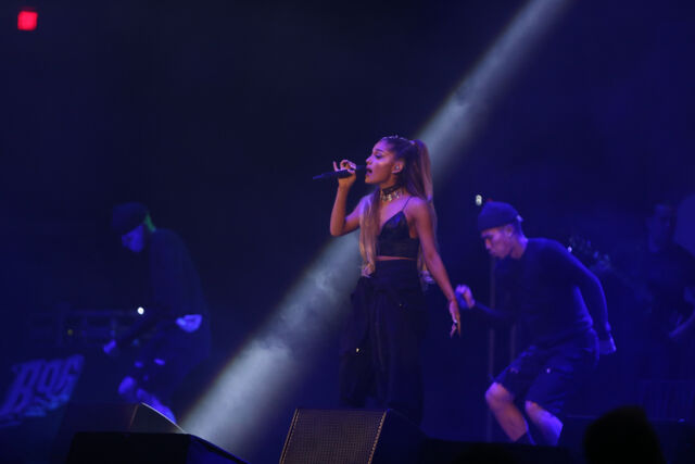 File:B96SummerBash2016Ariana4.jpg