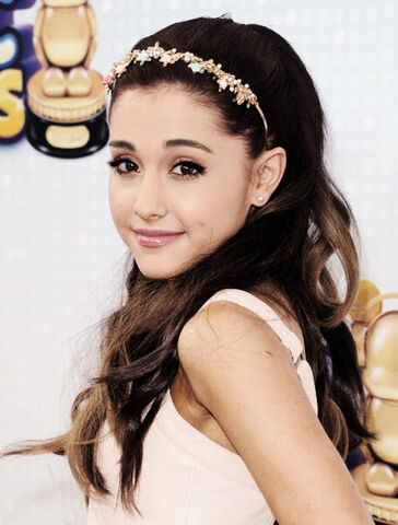 File:Tumblr mlz8pcfMY11r84810o1 500.jpg