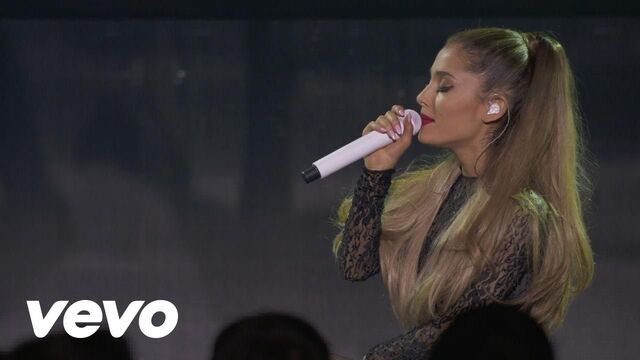 File:IHeartAriana5.jpg