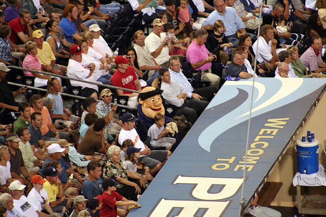 File:PETCO Park-1195672540-412.jpg