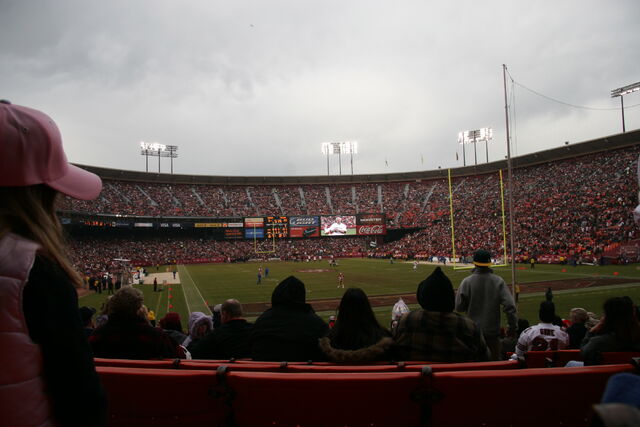 File:Monster Park-1196035447-964.jpg