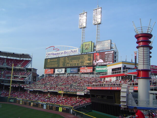 File:Great American Ball Park-1195666603-751.jpg