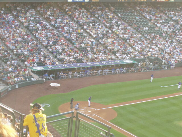 File:Coors Field-1195663117-564.jpg