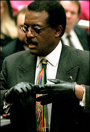 File:Johnny Cochrane.jpg