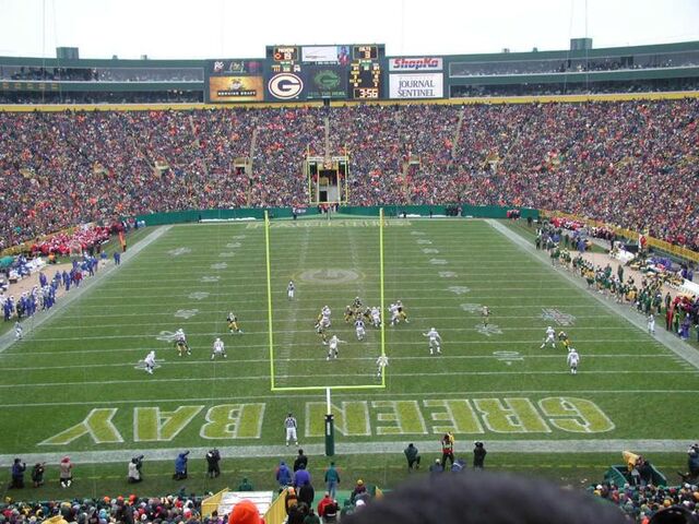 File:Lambeau1.jpg