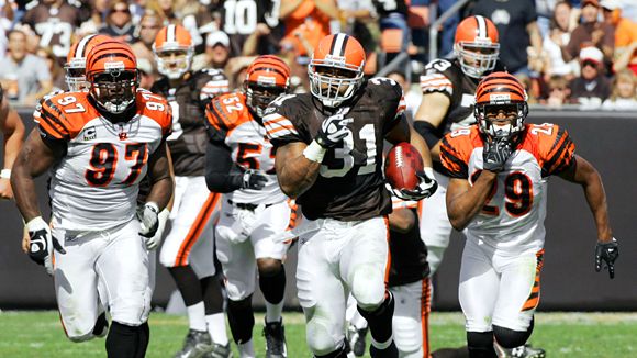 File:Nfl a lewis2 580.jpg