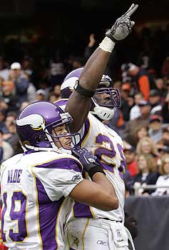 File:Adrian peterson.jpg