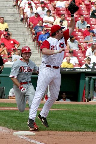 File:Baseball first baseman 2004.jpg