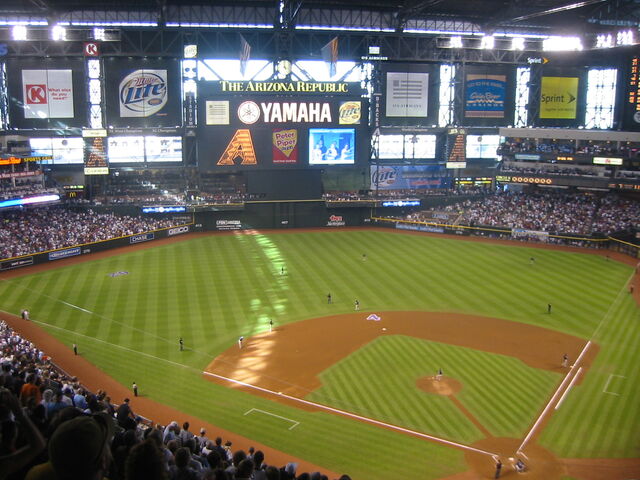 File:Chase Field-1195661006-930.jpg