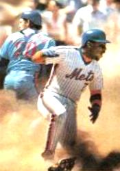 File:Kevinmitchellsliding.jpg