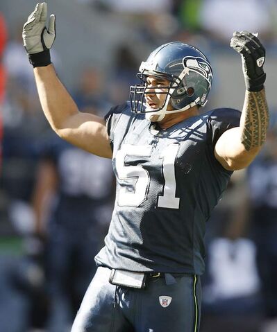File:Lofa Tatupu.jpg