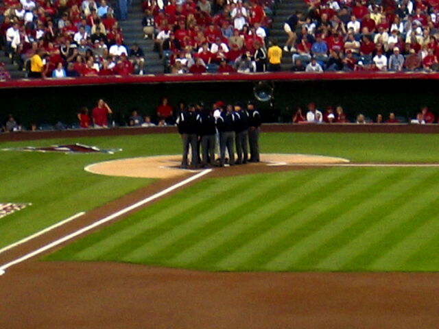 File:Angel Stadium-1195658123-970.jpg