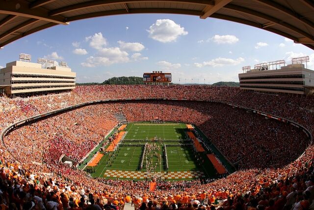 File:Neyland St.jpg
