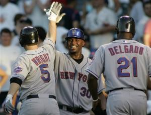 File:Floyd high5.jpg