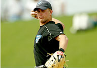 File:Aaron Hill-1-.jpg