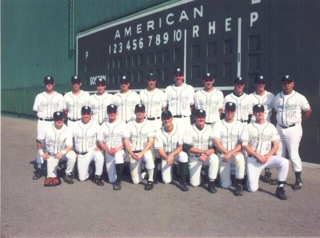 File:Eire at Fenway 2001.jpg