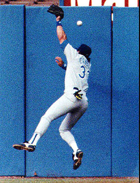File:Head home run 1.jpg