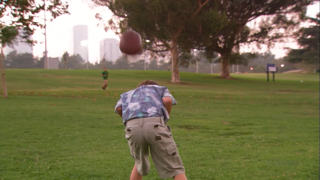 File:3x04 Notapusy (09).png