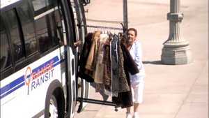 1x02 Top Banana (30)