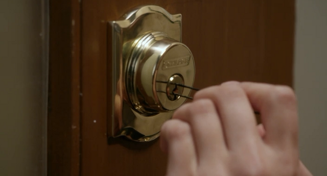 File:4x12 Señoritis (065).png