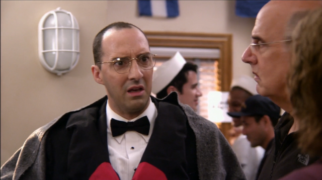 File:4x10 Queen B. (16).png
