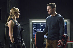 2.awol-arrow-episode-stills-laurel.jpg