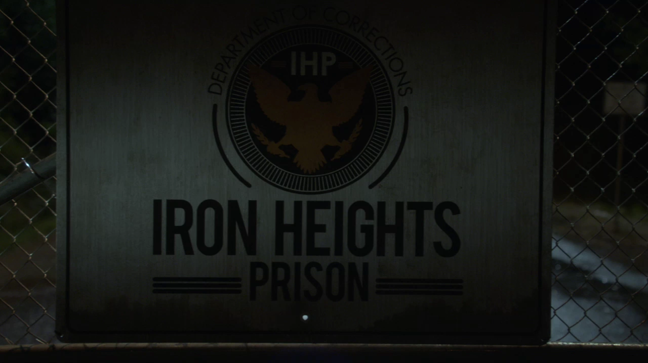 Image Iron Heights Prison sign.png Arrowverse Wiki FANDOM powered
