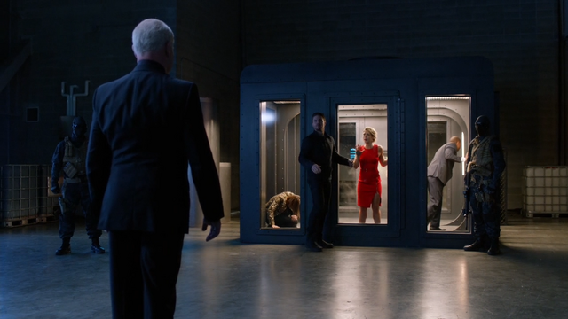 File:Damien Darhk taunts Oliver Queen.png