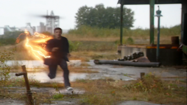 File:Barry running with a trail of yellow lightning.png