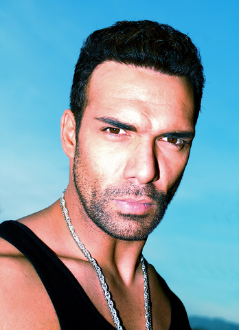 File:Darren Shahlavi.png