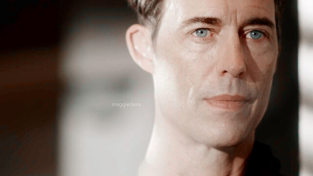 Файл:Harrison-in-The-Darkness-and-the-Light-eobard-thawne-dr-harrison-wells-39257125.jpg