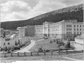 Bundesarchiv Bild 183-46705-0014, Erlabrunn, Krankenhaus 'Dr. Georg Benjamin'
