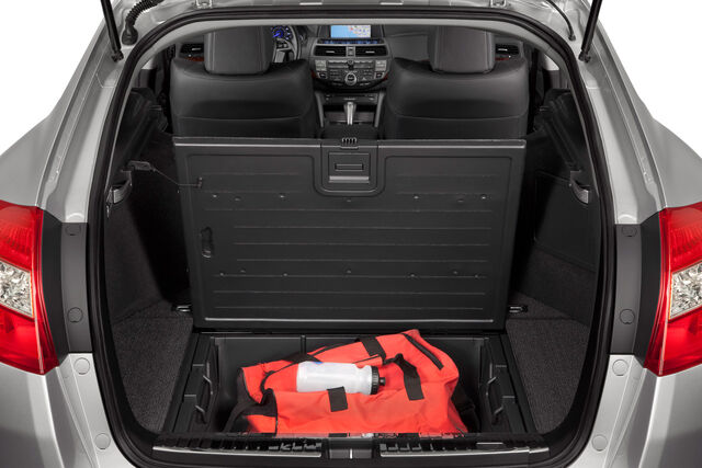 File:2010-honda-crosstour-interior -(3).jpg