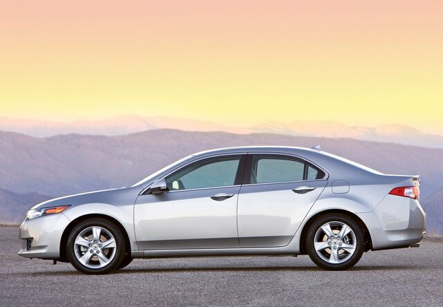 File:2009-acura-tsx.jpg
