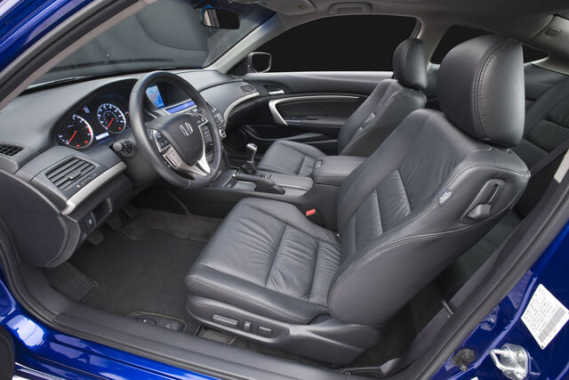 File:2011-Honda-Accord-Coupe-12.jpg
