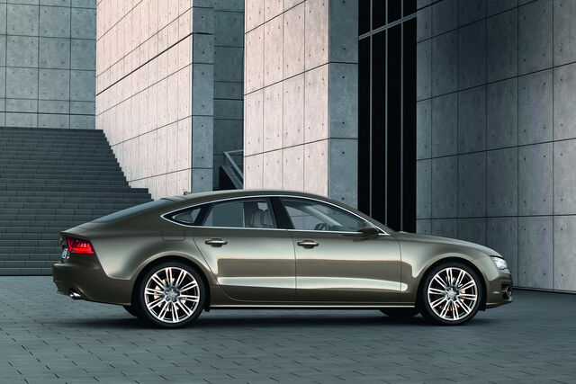 File:Audi-A7-Sportback-58.jpg