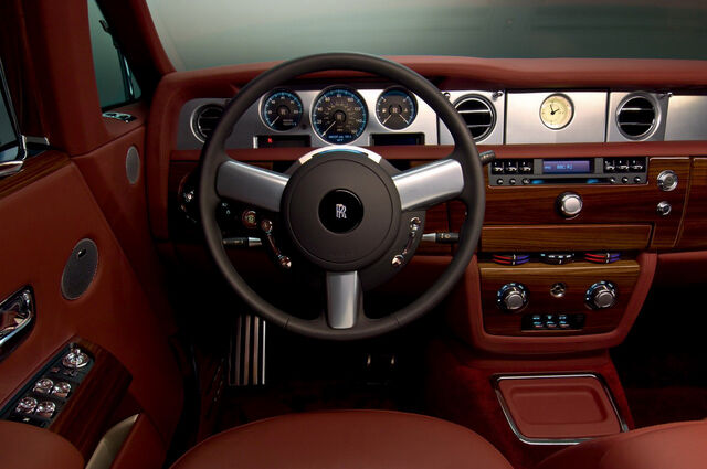 File:Rolls-Royce Phantom Coupe 16.jpg