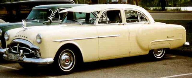 File:Packard 200.jpg