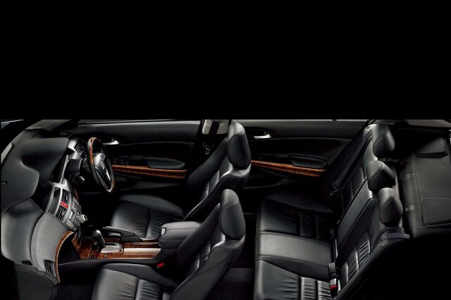 File:2011-Honda-Inspire-17.jpg
