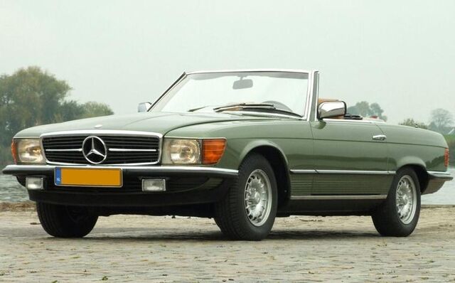 File:Mercedes-Benz R107.jpg